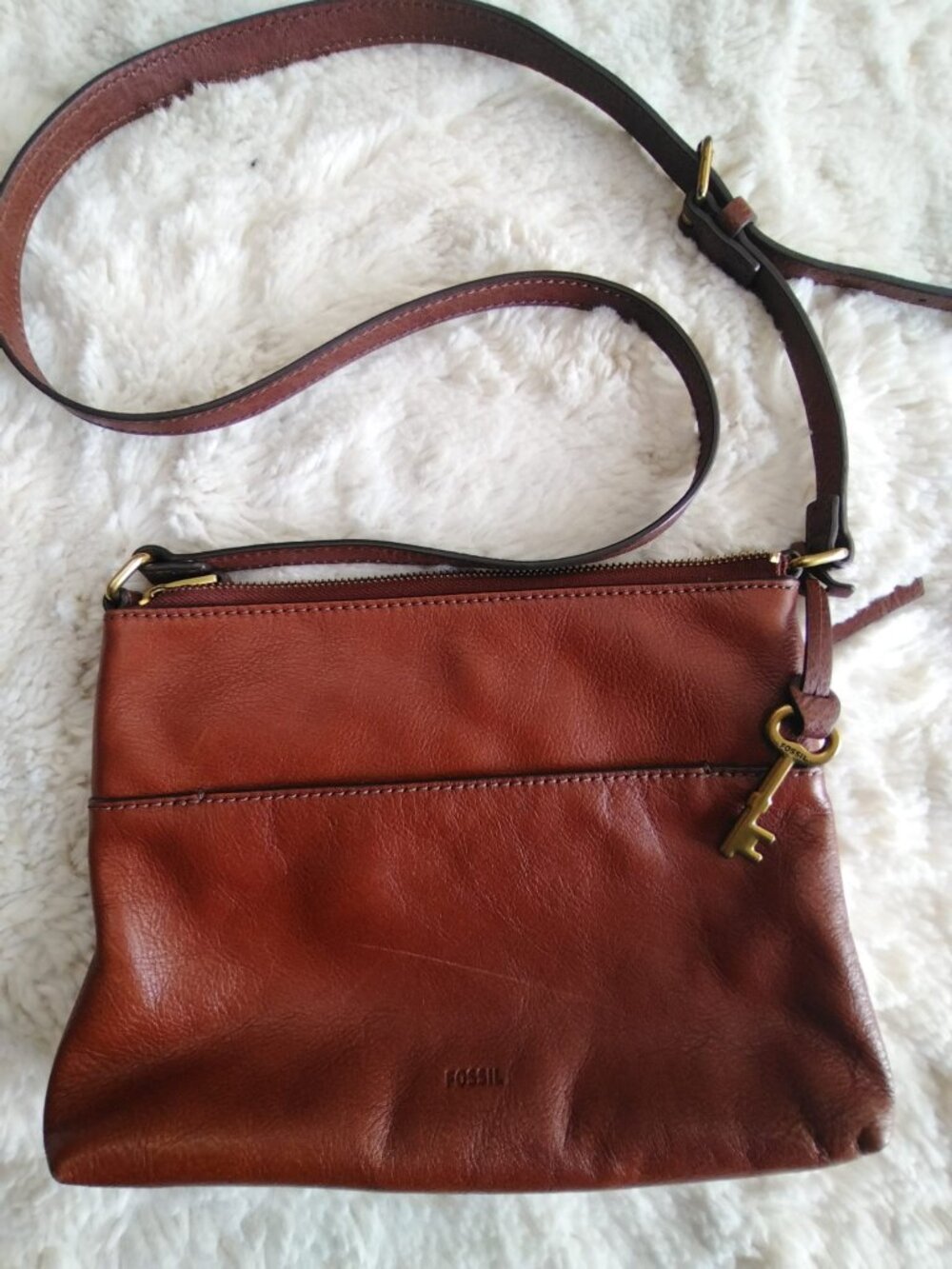 Fossil Fiona Cognac Brown Leather Crossbody Shoulder Bag Key Charm ZB7668